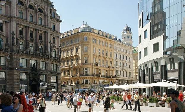 W pięknym Wiedniu będziesz miała sporo do zwiedzania. Możesz podróżować po swojemu, bo samotne podróżniczki są tu bezpieczne.Zdjęcie na licencji CC BY-SA