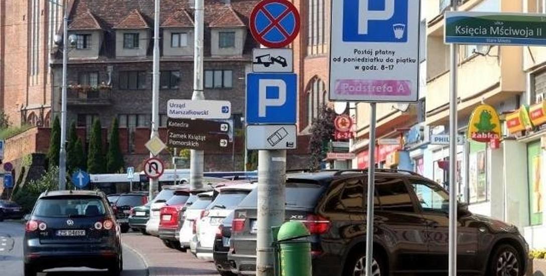 Prokurator w strefie płatnego parkowania. W Szczecinie brakuje projektu organizacji ruchu