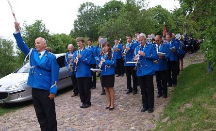 Uroczystości w Poroście uświetnił występ Orkiestry Franciszkańskiej z Koszalina.