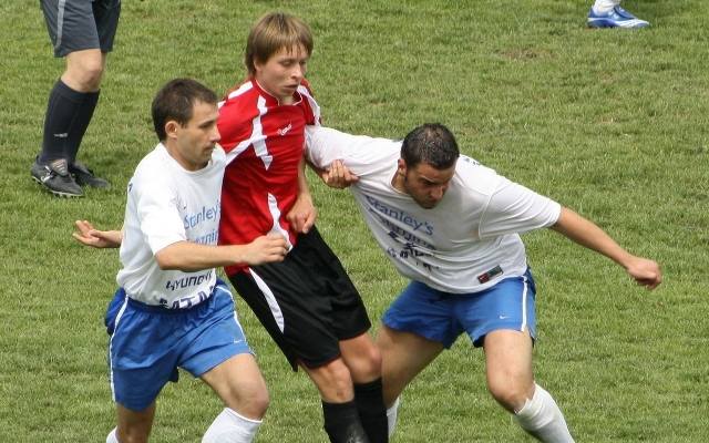 PIŁKARSKIE ARCHIWUM. VI liga Kraków 2009: Węgrzcanka - Pogoń Skotniki [ZDJĘCIA RETRO]
