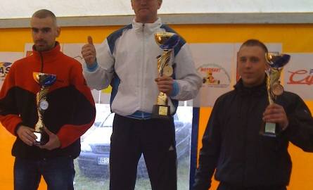 Zawodnicy ATV Racing Team Kielce na podium w Suwałkach.