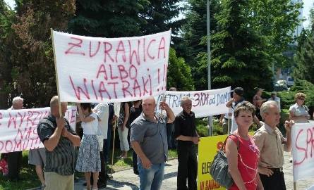 Demonstracja przed Urzędem Wojewódzkim w Kielcach ( zdjęcia, video)
