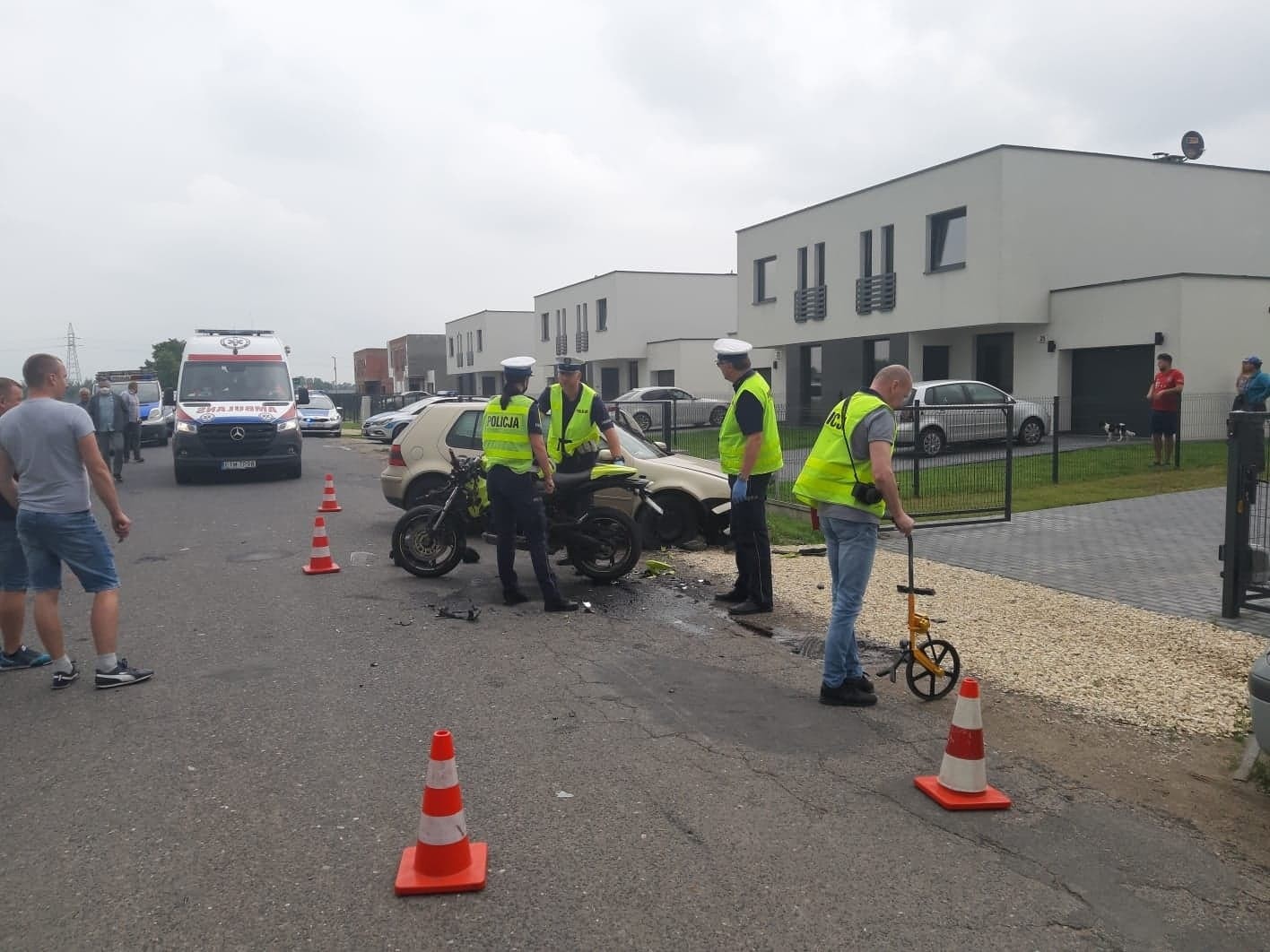 Śmiertelny wypadek motocyklisty koło Tomaszowa