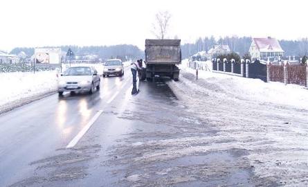 Siedem samochodów zderzyło się w Antoniach. Uwaga, utrudnienia w ruchu na trasie Ostrołęka-Olsztyn (zdjęcia)