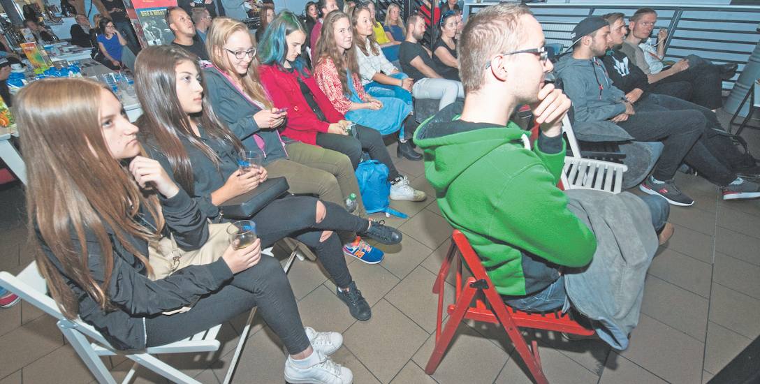 Dyskusja w Jazzburgercafe dotknęła systemu wsparcia młodych talentów, promocji zdolnych koszalinian już na etapie kształcenia