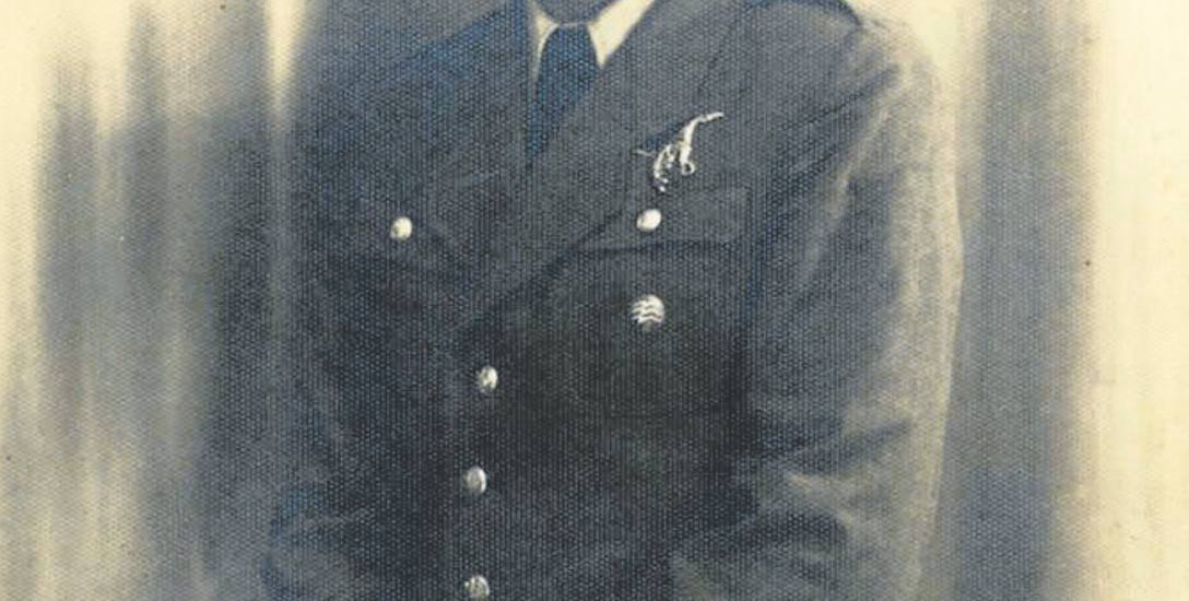 Henryk Maj w mundurze pilota LWP. Zdjęcie zrobiono w 1946 r.