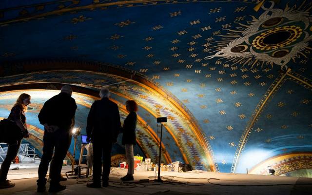 Kraków. Wnętrze kościoła franciszkanów z polichromiami odzyskuje blask w ramach kompleksowej konserwacji