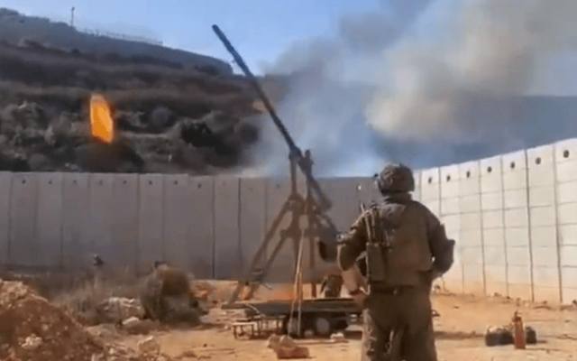 Wojsko Izraela używa niecodziennej broni. Średniowieczna machina miotająca uderza w Liban – WIDEO