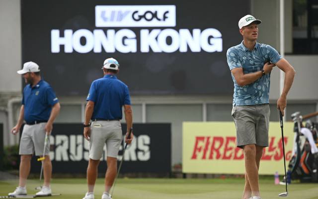 Golf. Adrian Meronk pnie się w górę. W chińskim Hongkongu spisuje się coraz lepiej. Kolejne pół miliona dolarów może wpaść do kieszeni 
