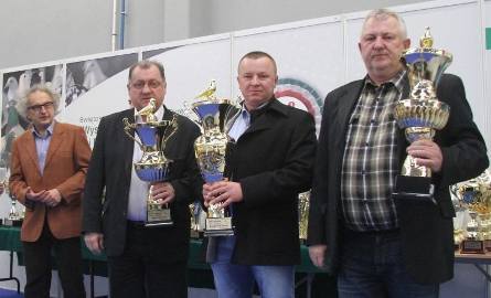 Franciszek Rola, Tomasz Kaczmarczyk i Kazimierz Staroń odebrali puchary w kategorii GMP.