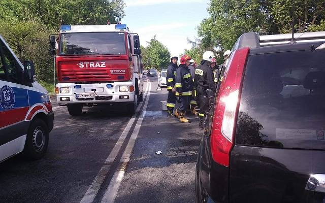 Groźny wypadek pod Krakowem. Sześć osób rannych [KRÓTKO]
