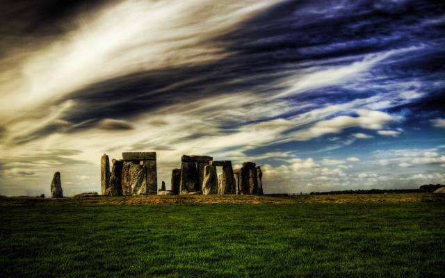 Wielka Brytania – kraina druidów i neolitycznych budowli. Co trzeba zobaczyć oprócz Stonehenge?