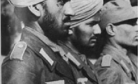 W Legionie Wolnych Indii (Azad India) służyli m.in. Sikhowie, którzy wyróżniali się brodami i turbanami.