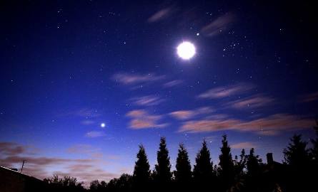 Okrzyki, westchnienia i oklaski podczas Nocy Spadających Gwiazd w grudziądzkim planetarium