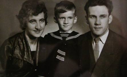 Ludwik Algierd ze swoją kochaną żoną Janiną oraz synkiem Mieciem.
