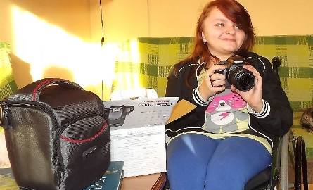 Ada Ranos, gimnazjalistka ze Starachowic dostała wymarzony aparat fotograficzny. – O takim sprzęcie marzyłam – przyznała.