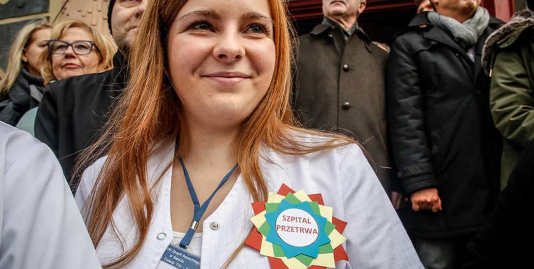 27 listopada w Sopocie odbył się protest personelu szpitala, pacjentów i mieszkańców miasta