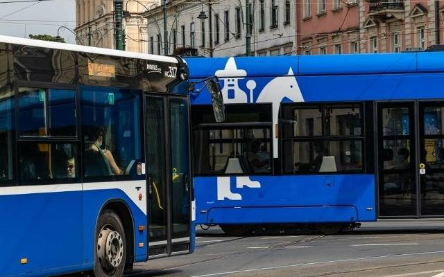 MPK w Krakowie. Oto koszmary pasażerów krakowskich autobusów i tramwajów! Tego nie rób w komunikacji miejskiej!
