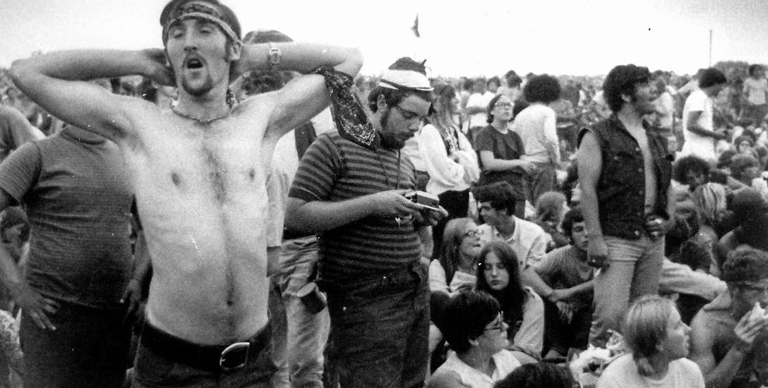 Większość uczestników Woodstock to byli zwykli młodzi ludzie, z których wielu wtedy po raz pierwszy zetknęło się z rockiem