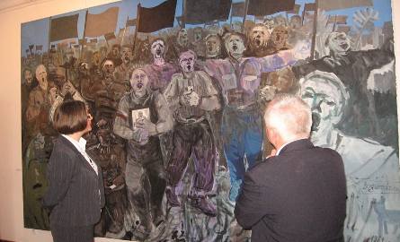 Z dużym zainteresowaniem oglądano obraz Edwarda Dwurnika „Bogurodzica” z roku 1981.