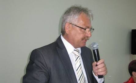 Wiceprzewodniczący Zdzisław Zapała, stwierdził, że wykonuje wolę swoich wyborców