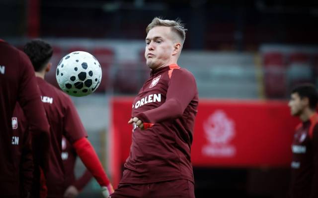 Widzew zamierza ściągnąć Karola Świderskiego. Trwają negocja