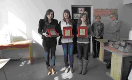 Katarzyna Wojtach, Anna Rogucka i Małgorzata Rękosiewicz zwyciężyły w kategorii szkół ponadgimnazjalnych