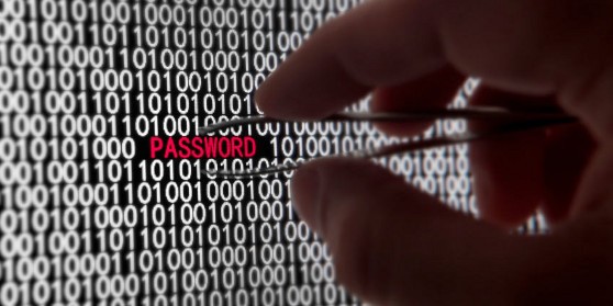 Włamanie do PlusBanku: Haker ujawnił dane klientów w internecie