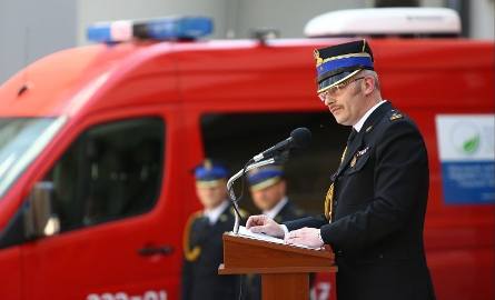 - Bycie strażakiem to wielkie wyzwanie, ale tez duma i zaszczyt – mówił młodszy brygadier Paweł Frysztak, komendant miejski Państwowej Straży Pożarnej
