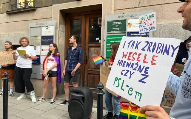 Kraków. Protest pod siedzibą PSL. Chodzi o związki partnerskie