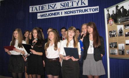 Zaśpiewano "Marsz sokołów” - ulubioną pieśń Tadeusza Sołtyka i oczywiście "Marsz lotników'