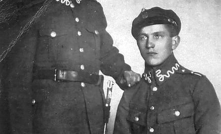 Kwiecień 1919. Franciszek Kozubal (z prawej) w legionach.