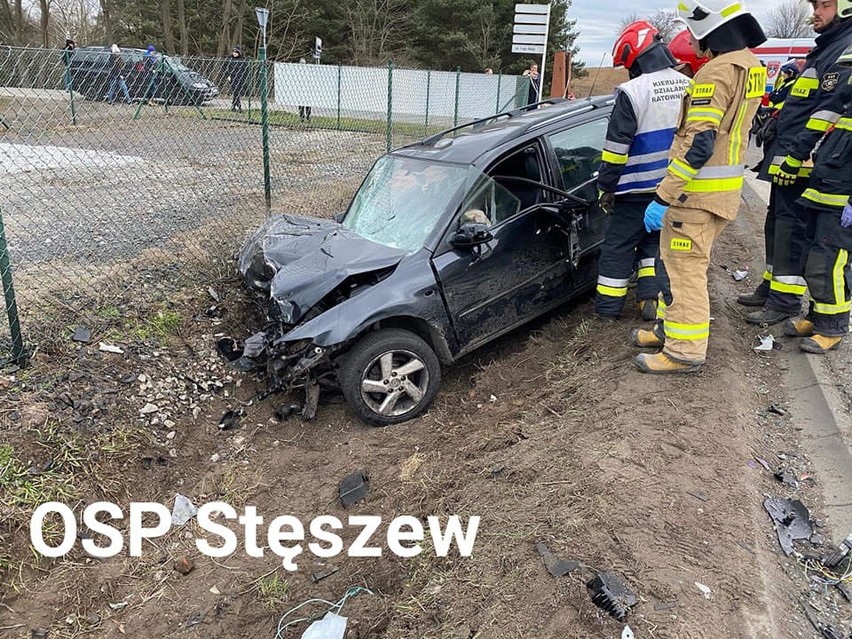 Pijany kierowca spowodował wypadek pod Poznaniem. Policja