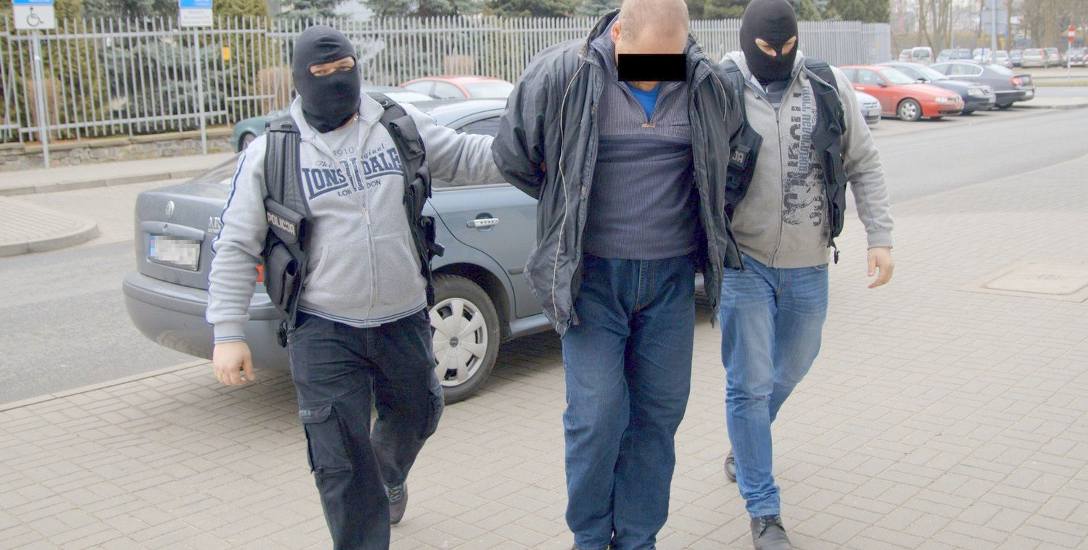 W marcu ubiegłego roku policja zatrzymała  w Bydgoszczy 32-letniego trenera piłkarek za posiadanie dziecięcego porno.