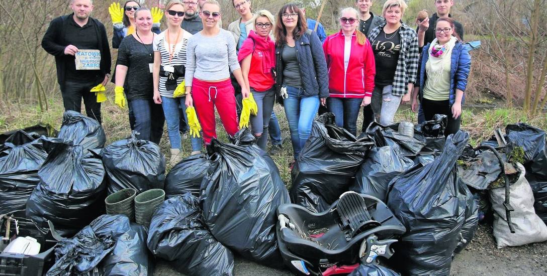 Trash Challenge w Zagłębiu, czyli sprzątamy świat za innych