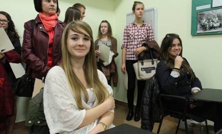 Karolina Wojtyna z Zakładu Doskonalenia Zawodowego w Kielcach etap szkolny testu oceniła jako łatwy. Z pozytywnym nastawieniem czekała na kolejne py