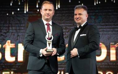 Józef Dąbek, prezes Kopalni Morawica, SPS Construction z Kielc i Hotel Słoneczny Zdrój z Buska z nagrodą VIP-a 2019