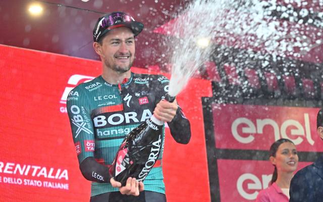 Giro d'Italia - Denz wygrał 14. etap, Armirail został liderem 