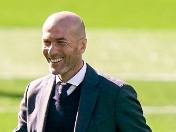 Zdjęcie do artykułu: Bayern Monachium finalizuje podpisanie kontraktu z nowym trenerem Zinedine Zidane