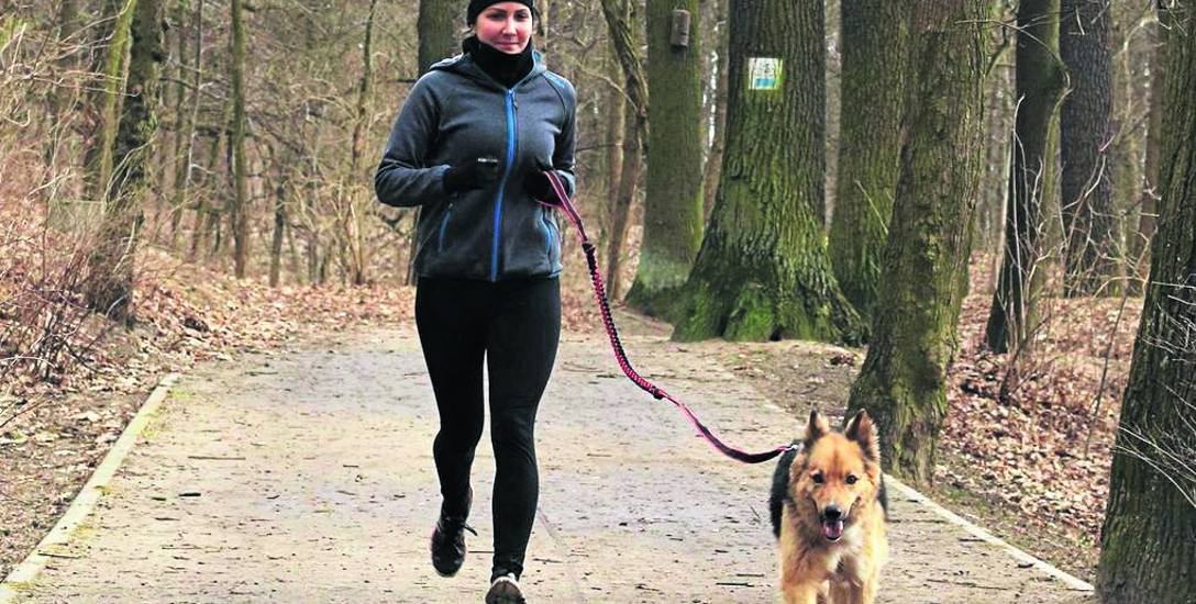 Pani Zofia  wraz z Narnią trenuje bieganie od pięciu miesięcy. Przed Hard Dog Race obie są w dobrej kondycji