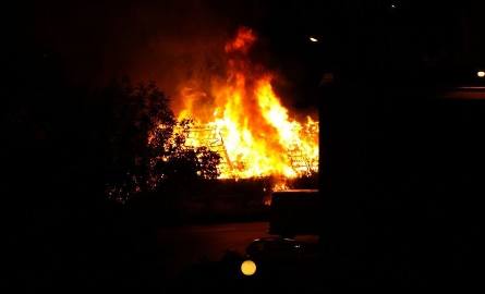Drugi nocny pożar w Radomiu. Wyjątkowe zdjęcia internauty!