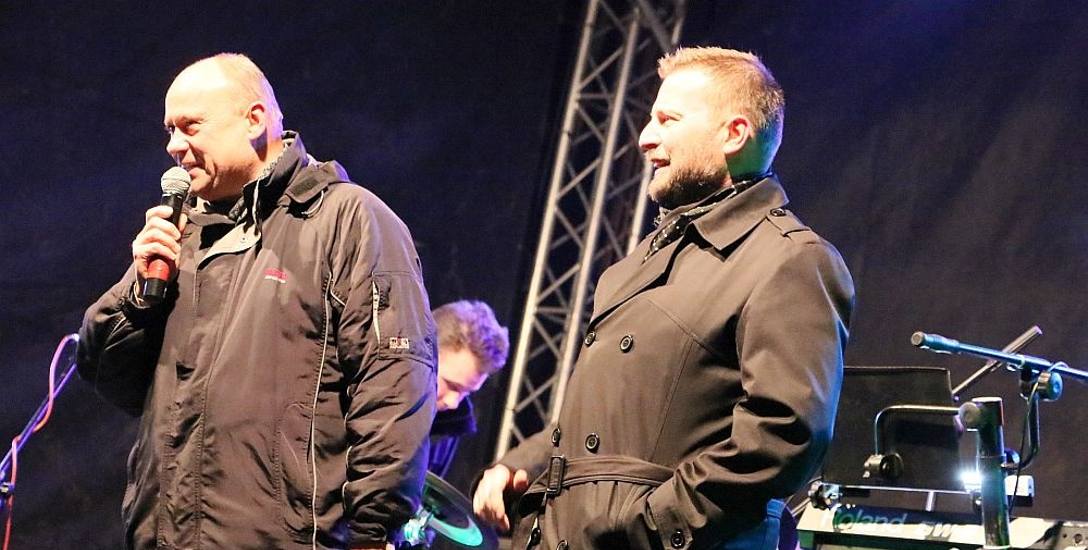 Andrzej Sobczak (z lewej) ośrodkiem kultury zarządza prawie osiem lat. Burmistrz Remigiusz Lorenz chce to zmienić.