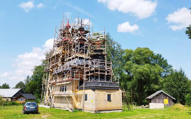 Potrzebne wsparcie przy budowie cerkwi prawosławnej w Gładyszowie. Kopuły świątyni pokryte zostaną miedzianą blachą. To kosztowna inwestycja