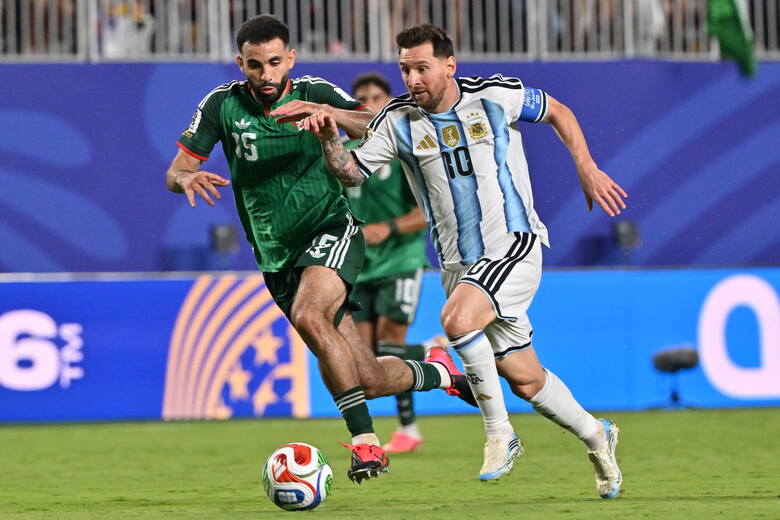 Messi goni Ronaldo, a Lewandowski w czołowej „10”! Najlepsi strzelcy w piłce reprezentacyjnej