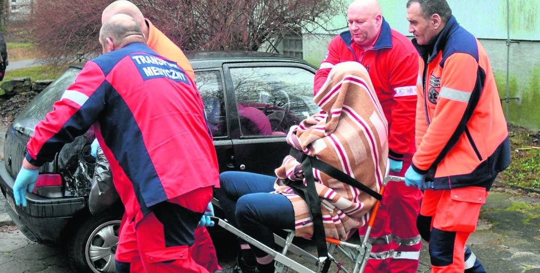 Szaleniec zabił 58-letniego pieszego na ul. Traktorowej. Kilka przecznic dalej porzucił  rozbite auto.