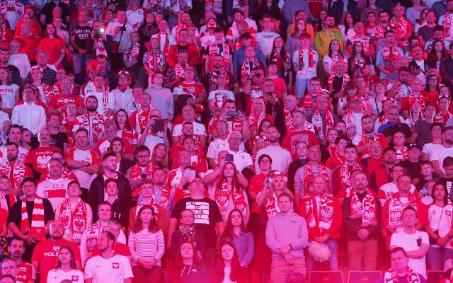 10 tysięcy widzów w Łodzi oklaskiwało nasze siatkarki w zwycięskim meczu z Kanadą