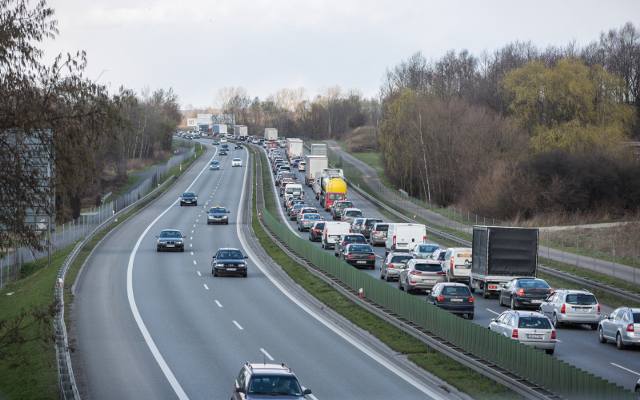 Pół roku zarabiania przez Stalexport na kierowcach. Ile zapłaciliśmy za przejazd autostradą A4 Kraków-Katowice?
