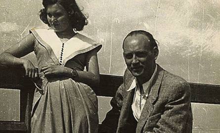W latach 1950-1970 Zenon Jaruga (z prawej) wraz z żoną Hanką byli znanymi postaciami życia kulturalnego w Toruniu