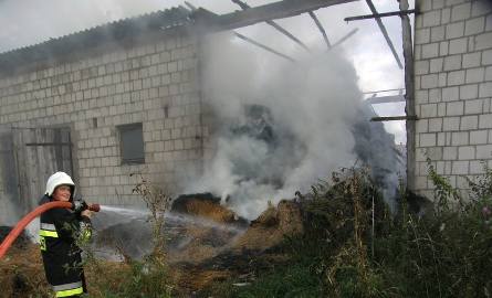 Wielki pożar w Malinowie Starym. Płonie stodoła (zdjęcia) 