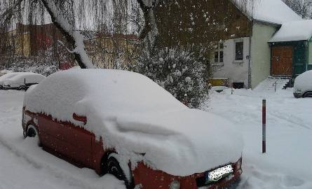 Zima w Słupsku i regionie. Sytuacja na drogach (aktualizacja na żywo, zdjęcia)